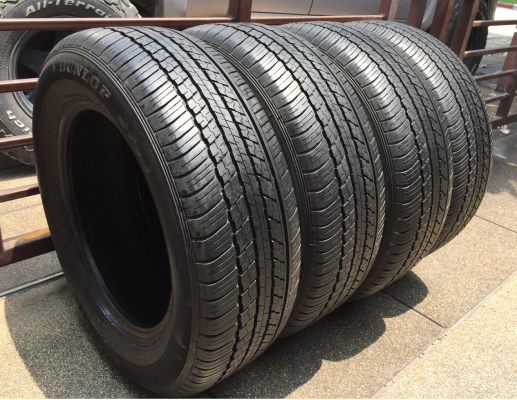 ยาง Dunlop 225 65 17 กลางปี15 ดอกเต็ม เนื้อนิ่มๆ ใช้ยาว ราคาไม่แพง
