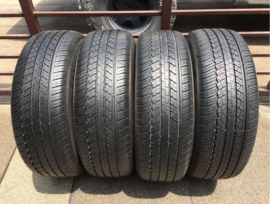 ยาง Dunlop 225 65 17 กลางปี15 ดอกเต็ม เนื้อนิ่มๆ ใช้ยาว ราคาไม่แพง