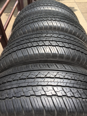 ยาง Dunlop 225 65 17 กลางปี15 ดอกเต็ม เนื้อนิ่มๆ ใช้ยาว ราคาไม่แพง