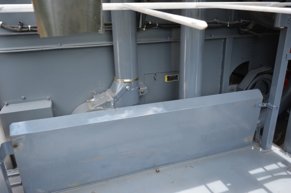 รถเกี่ยวคูโบ้ DC 60 พร้อมใช้งาน