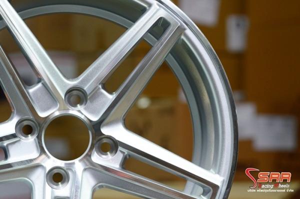 CV5 ขอบ15 4X100 สำหรับใส่รถเก๋ง วงละ 2,500 บาท