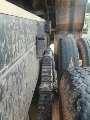 ขายIsuzu 270ปี40ดั๊มแม่ลูก สภาพพร้อมใช้ ติดต่อคุณอ๊อฟพิจิตร086-737-9991