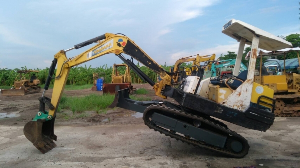 ขายด่วน รถแม็คโคร Yanmar B27 รถเก่านอก พึ่งนำเข้ามา ยังไม่เคยใช้งานในไทย เทียบเท่า PC30 พร้อมใช้งาน