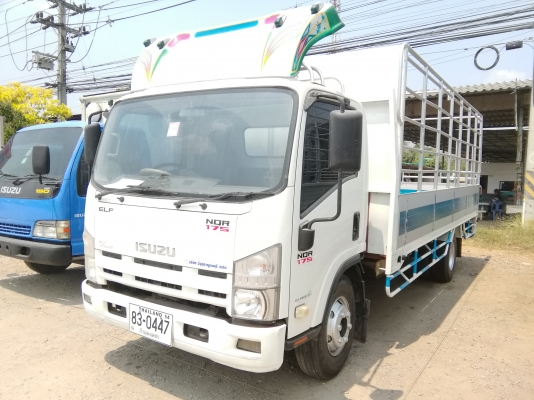 6 ล้อกลาง *EURO.3* ISUZU NQR 175แรงม้า *คอมมอนเรว* ยาว 5.50 ม.* รถสวยเดิม+พร้อมใช้งาน * รถห้างแท้ * มีเล่มพร้อมโอน *