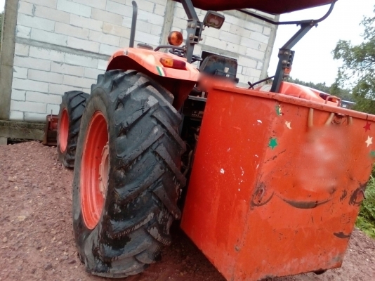 รถไถ KUBOTA M108S  ,  2 เพลา.    สนใจติดต่อ   081 - 6079515