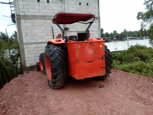 รถไถ KUBOTA M108S  ,  2 เพลา.    สนใจติดต่อ   081 - 6079515