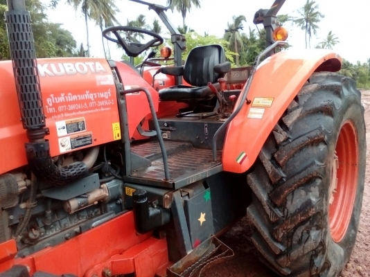 รถไถ KUBOTA M108S  ,  2 เพลา.    สนใจติดต่อ   081 - 6079515