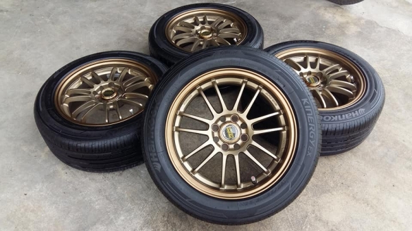 ขายล้อแม็กมือ2 re30 15&quot;&times;7&quot; et38  ยางปี17 สนใจติดต่อร้าน ก.เจริญการยางครับ 081-3747940