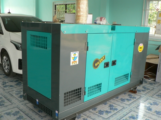 ขายเครื่องปั่นไฟ 40Kไหม่