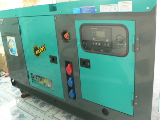 ขายเครื่องปั่นไฟ 40Kไหม่