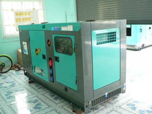 ขายเครื่องปั่นไฟ 40Kไหม่