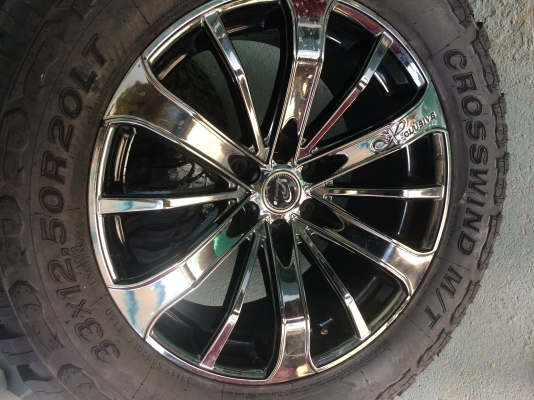 ขายด่วนแม็คพร้องยางใหม่ เบอร์ 33x12.50R20