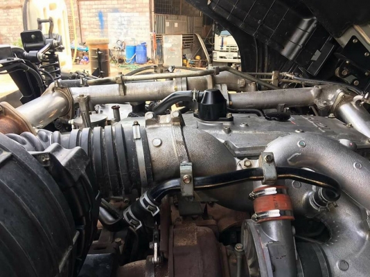 Isuzu 360 แรง ปี 56 กระบะดัมพ์สามมิตรแท้แม่ลูก 3 เพลา ทะเบียนพร้อม