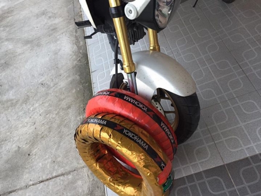 ขาย ยางyokohama.ใส่MSX หน้า120/70-13 หลัง130/70-12 ใหม่ยังได้ได้ใช้งาน ขาย2250บาท