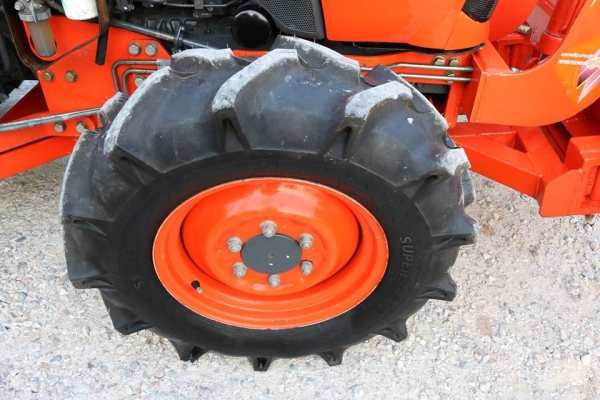 คูโบต้า L3608DT 2 เพลา เกรด A ทำงาน 471 ชั่วโมง ชุดดันหน้าช้าง ผานหลังใหม่ ราคา 335000 บาท