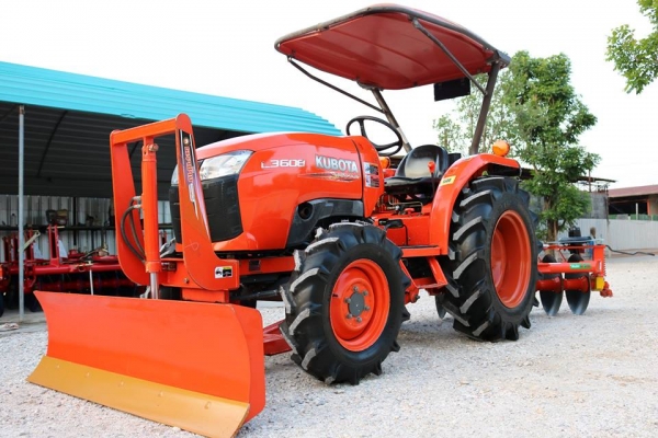 คูโบต้า L3608DT 2 เพลา เกรด A ทำงาน 471 ชั่วโมง ชุดดันหน้าช้าง ผานหลังใหม่ ราคา 335000 บาท