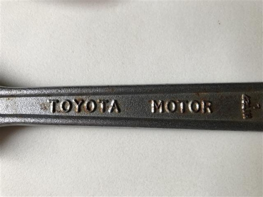 ประแจเลื่อน TOYOTA 8นิ้ว MADE IN JAPAN ประแจเลื่อน TOYOTA 8นิ้ว MADE IN JAPAN