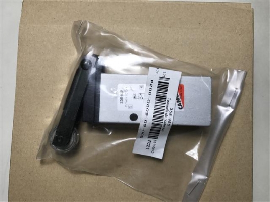 โรลเลอร์วาล์วลม ยี่ห้อ CAMOZZI MADE IN ITALY โรลเลอร์วาล์วลม ยี่ห้อ CAMOZZI MADE IN ITALY