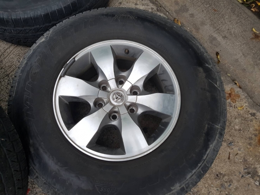 ล้อ. TOYOTA. ขอบ16. พร้อมยางปี12 ล้อ. TOYOTA. ขอบ16. พร้อมยางปี12