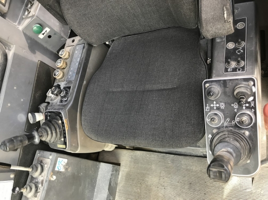 Furukawa HCR1200-DS ปี 2005 ใช้งาน 3 พันชั่วโมง นำเข้าจากญี่ปุ่น สภาพสวย ราคาไม่แพงครับ