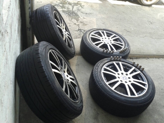 ขอบ15นิ้ว4รู100/114 น็อตพร้อมยาง ชุุดนี้ ราคา 5600 บาท ขอบ15นิ้ว4รู100/114 น็อตพร้อมยาง ชุุดนี้ ราคา 5600 บาท