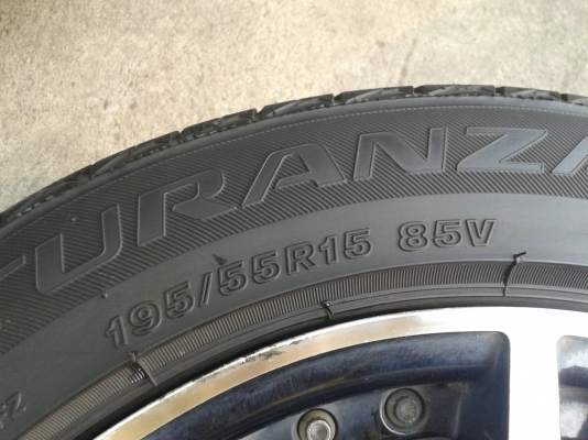 ขอบ15นิ้ว4รู100/114 น็อตพร้อมยาง ชุุดนี้ ราคา 5600 บาท ขอบ15นิ้ว4รู100/114 น็อตพร้อมยาง ชุุดนี้ ราคา 5600 บาท