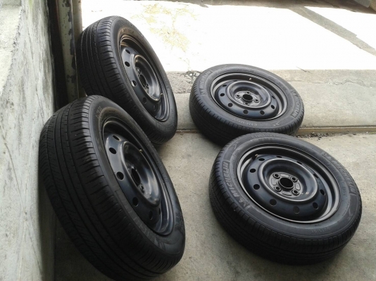 ล้อกะทะ ขอบ15นิ้ว4รู100 พร้อมยาง ชุดนี้ ราคา 1900 บาท ล้อกะทะ ขอบ15นิ้ว4รู100 พร้อมยาง ชุดนี้ ราคา 1900 บาท