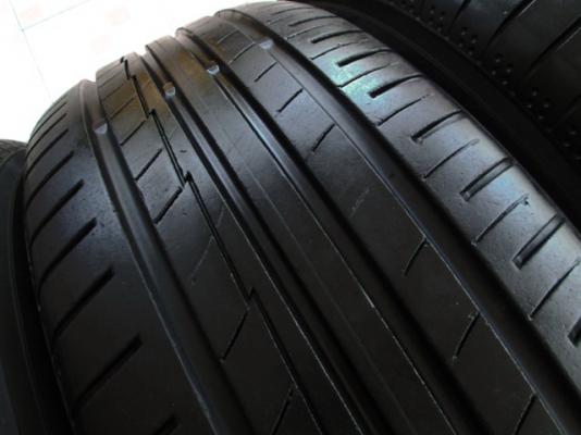 ขายยาง 215-60-16 YOKOHAMA BLUE EARTH ปี15 สวยๆ 1ชุด