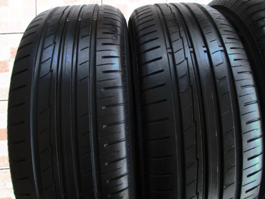 ขายยาง 215-60-16 YOKOHAMA BLUE EARTH ปี15 สวยๆ 1ชุด