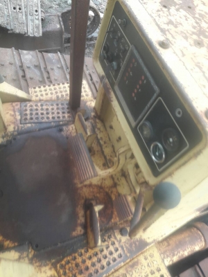 ขายแทรกเตอร์D4Hสภาพสวยพร้อมใช้ติดตอคุณอ๊อฟพิจิตร086-737-9991