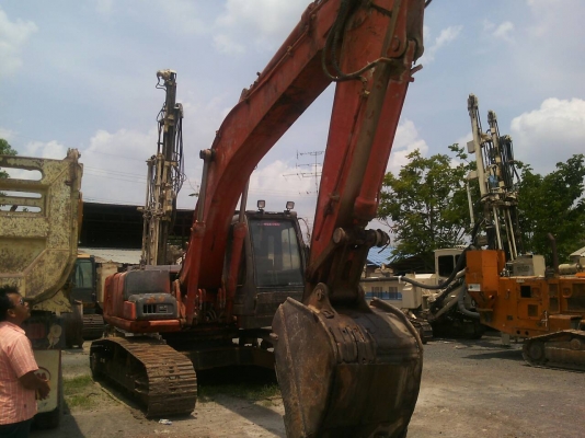ขายHiTACHi zx200-1 15xxxhr สภาพสวยพร้อมใช้ ติดตุณอ๊อฟ พิจิตร086-737-9991