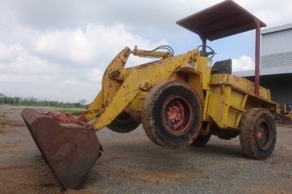 ขายรถตักล้อยาง TCM 820 (ขนาด1คิว)