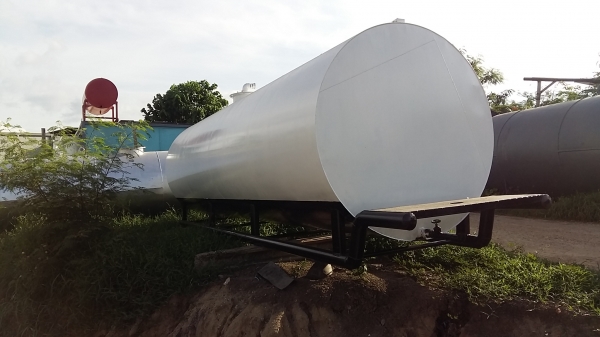 ขาย ถังน้ำมัน 15000 ลิตร หนา 6 มิล สภาพสวยมาก พร้อมใช้งานได้เลยค่ะ