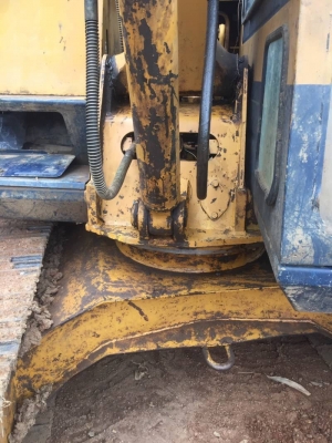 KOMATSU PC60รุ่น5. เอกสารเล่มทะเบียน. รถสวยมากพร้อมใช้