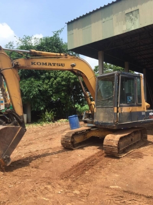 KOMATSU PC60รุ่น5. เอกสารเล่มทะเบียน. รถสวยมากพร้อมใช้
