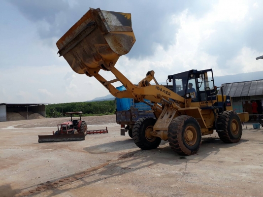 ขายด่วมใช้งานนรถตักเอวอ่อน WA350-1 รถเก่านอก สภาพพร้อมใช้งาน