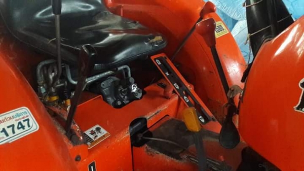 36แรง พร้อมอุปกรณ์ ใบดันดัน ผานหลัง.โรตารี่.ราคา250000 พร้อมเล่ม.. โทร0875511464-0636359242