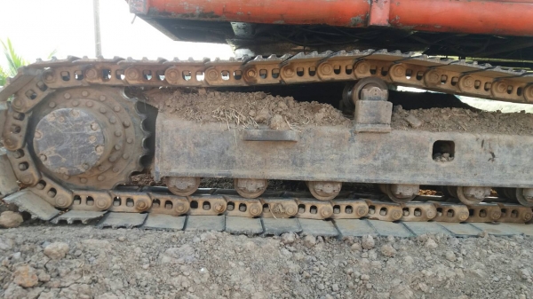 ขายรถแบลคโฮล ฮิตาชิ 120-1 เจ้าของขายเองราคา 480,000 บาท