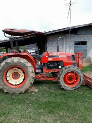 KUBOTA M5000