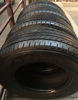 ยาง Goodyear 215 70 15 ปลายปี16 ดอกเต็ม ไม่มีปะ ราคาไม่แพง