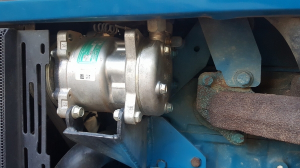 Newholland 6640 รถสวย แอร์เย็น เอกสารเล่มทะเบียน