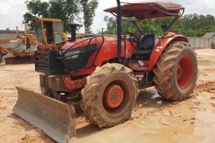 ขาย 435,000 รถไถ KUBOTA M9540 ปี 51 อุกรณ์มีแค่ผานดันหน้า เอกสารเล่มทะเบียนครบ   รถอยู่ จ.อุดรธานี โทร&amp;ไอดีไลน์ 0610710295