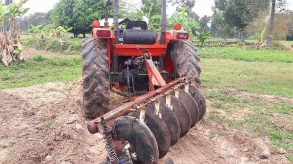 ขาย 275,000 บาท KUBOTA  M5000 (ใบดัน- ผาน 6 -โรตารี่ ) เล่มทะเบียน  เครื่องดี ปั้มดี เกียรแรง ซื้อไปใช้ได้เลยไม่ต้องซ่อม   รถอยู่ จ.ศรีสะเกษ โทร&ไอดีไลน์ 0610710295 ขาย 275,000 บาท KUBOTA  M5000 (ใบดัน- ผาน 6 -โรตารี่ ) เล่มทะเบียน  เครื่องดี ปั้มดี เกียรแรง ซื้อไปใช้ได้เลยไม่ต้องซ่อม   รถอยู่ จ.ศรีสะเกษ โทร&ไอดีไลน์ 0610710295