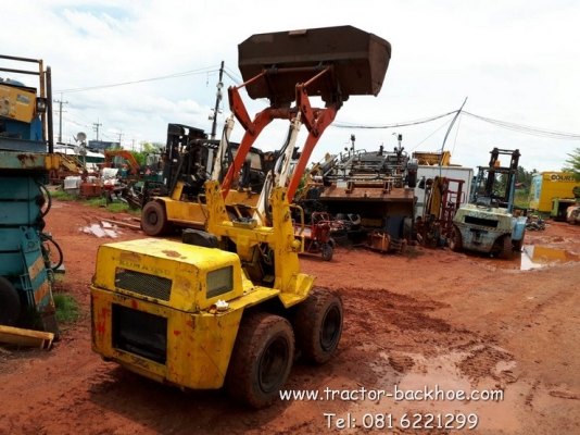 พร้อม ลุยงาน ทุกรูปแบบครับ รถตักล้อยาง 4 WD เก่านอกแท้ KOMATSU SK07 ยกสูง 3 เมตร เครื่องดีเซล พร้อม ลุยงาน ทุกรูปแบบครับ รถตักล้อยาง 4 WD เก่านอกแท้ KOMATSU SK07 ยกสูง 3 เมตร เครื่องดีเซล