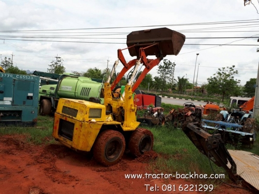 พร้อม ลุยงาน ทุกรูปแบบครับ รถตักล้อยาง 4 WD เก่านอกแท้ KOMATSU SK07 ยกสูง 3 เมตร เครื่องดีเซล พร้อม ลุยงาน ทุกรูปแบบครับ รถตักล้อยาง 4 WD เก่านอกแท้ KOMATSU SK07 ยกสูง 3 เมตร เครื่องดีเซล