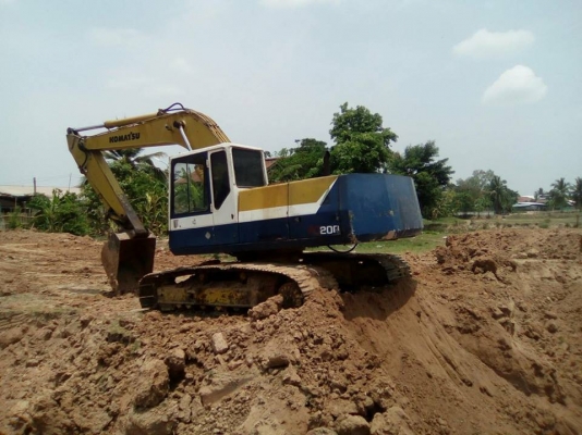 ขายดาวน์2แสนKOMATSU PC200-5เอกสารเล่มทะเบียน เครื่องเดิม สภาพพร้อมทำงาน
