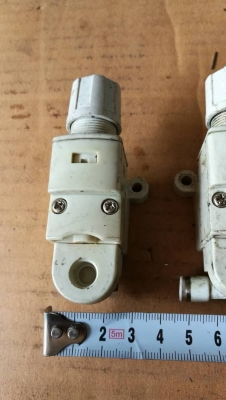 ยกชุด 5 อัน 300 บ. ส่งฟรี 083-2000058 LINE ID: line832923 Air Regulator ขนาดเล็กไว้ปรับแรงดันลมแบบละอียดยี่ห้อ SMC ทางเข้าใช้กับถังลมปรับได้ถึง 0.85 MPa ยกชุด 5 อัน 300 บ. ส่งฟรี 083-2000058 LINE ID: line832923 Air Regulator ขนาดเล็กไว้ปรับแรงดันลมแบบละอียดยี่ห้อ SMC ทางเข้าใช้กับถังลมปรับได้ถึง 0.85 MPa