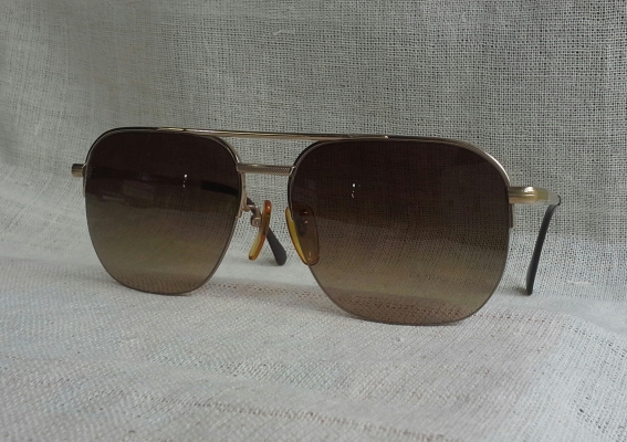 แว่นตาเจแปนิชวินเทจ &#039;ไททาเนียมบริสุทธิ์&#039; คุณภาพระดับไฮ - เอนด์  Vintage SEIKO handmade in Japan