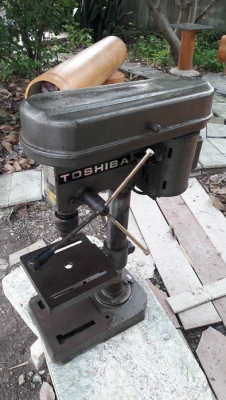 สว่านแท่น TOSHIBA DP-13 ขนาด1/4แรงม้า