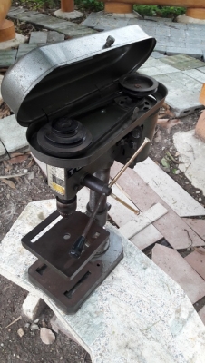 สว่านแท่น TOSHIBA DP-13 ขนาด1/4แรงม้า